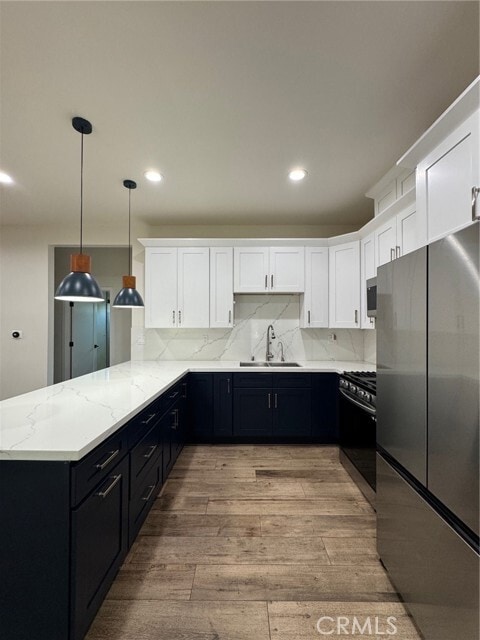Building Photo - 122 E Brookdale Pl