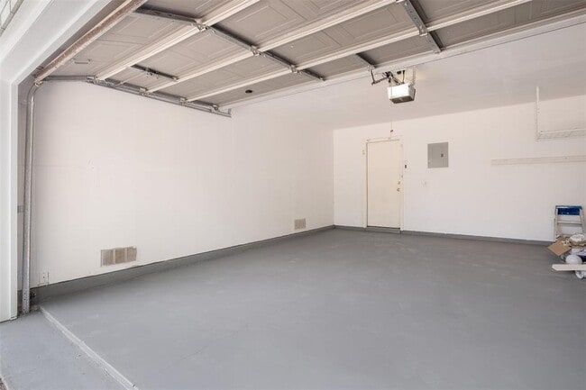 Building Photo - 2507 Byfield Dr