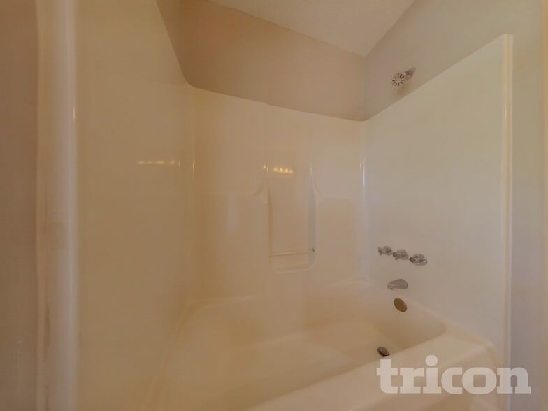 Building Photo - 17 Northstone Ct