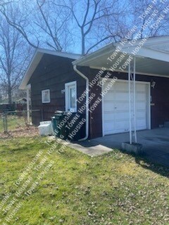 Building Photo - 493 Northfield Dr