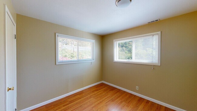 Building Photo - May Valley Road business opportunity available - 2 bedroom 1 bath home with carport & office and ...