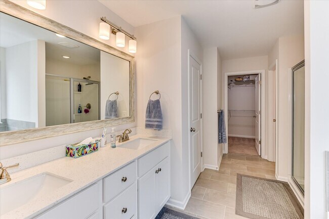 Building Photo - 6051 Big Pond Trl