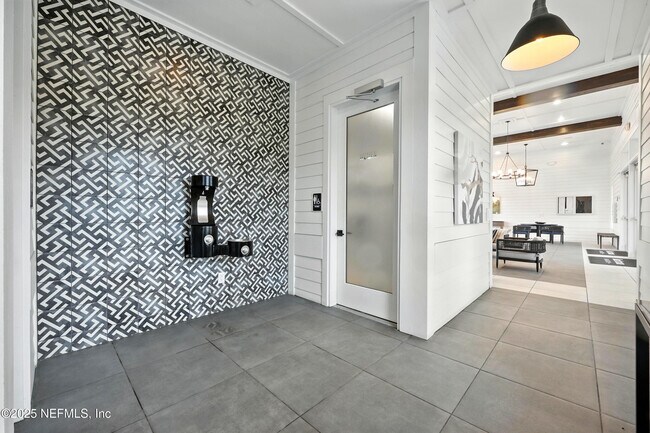 Building Photo - 24 Tradesman Ln