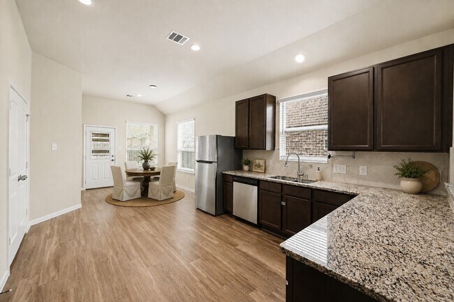 Building Photo - 24806 Pavarotti Pl