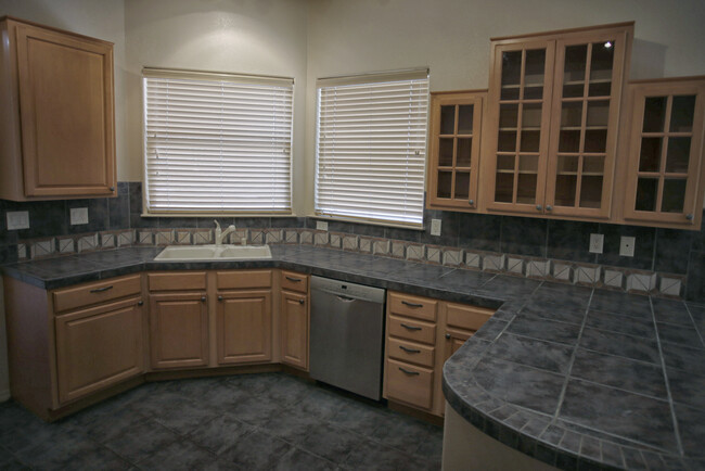 Building Photo - 6223 Goldfield Pl NE