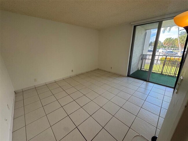 Building Photo - 501 Three Islands Boulevard