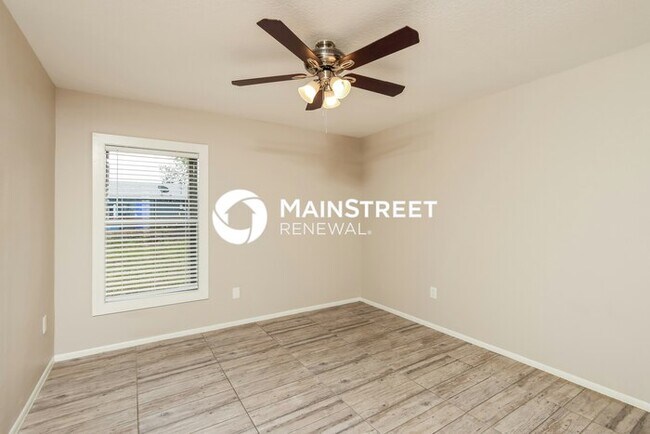 Building Photo - 4 Bedroom Pet-Friendly Home in Palm Bay, F...