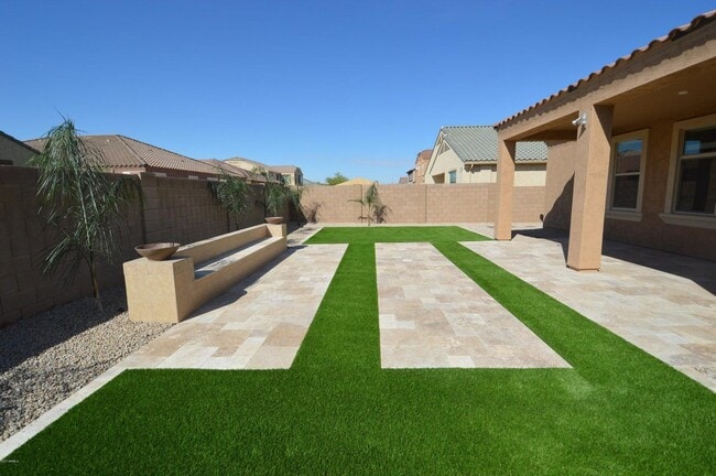 Building Photo - 151 E Havasu Pl