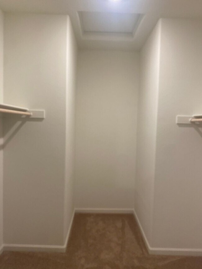 Building Photo - Brand New Home!