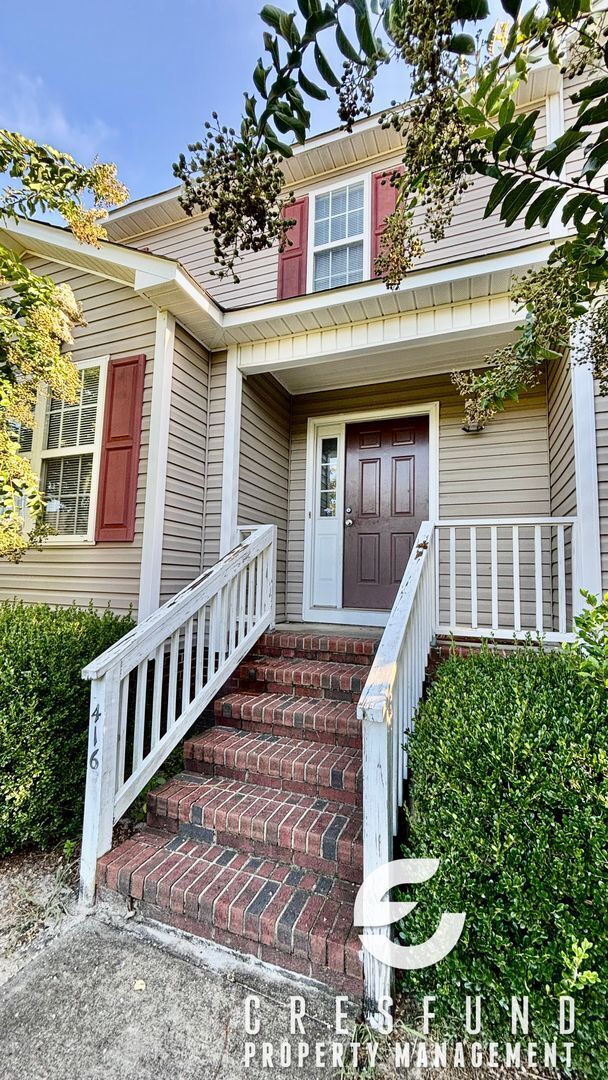 Primary Photo - 3 Bed, 2.5 Bath Townhome - READY FOR YOU T...