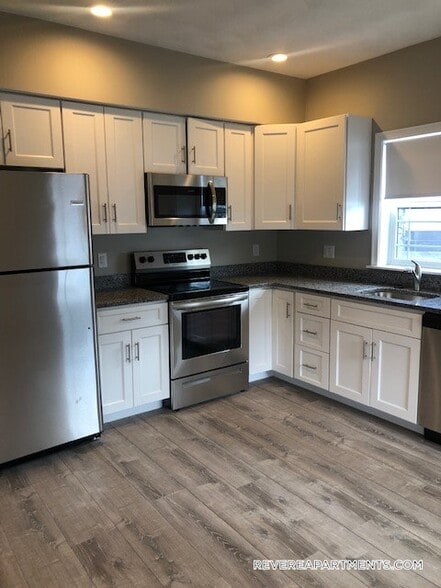 Building Photo - 9 Dehon St