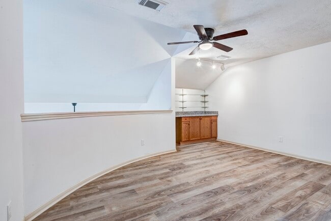 Building Photo - 16023 Williwaw Dr