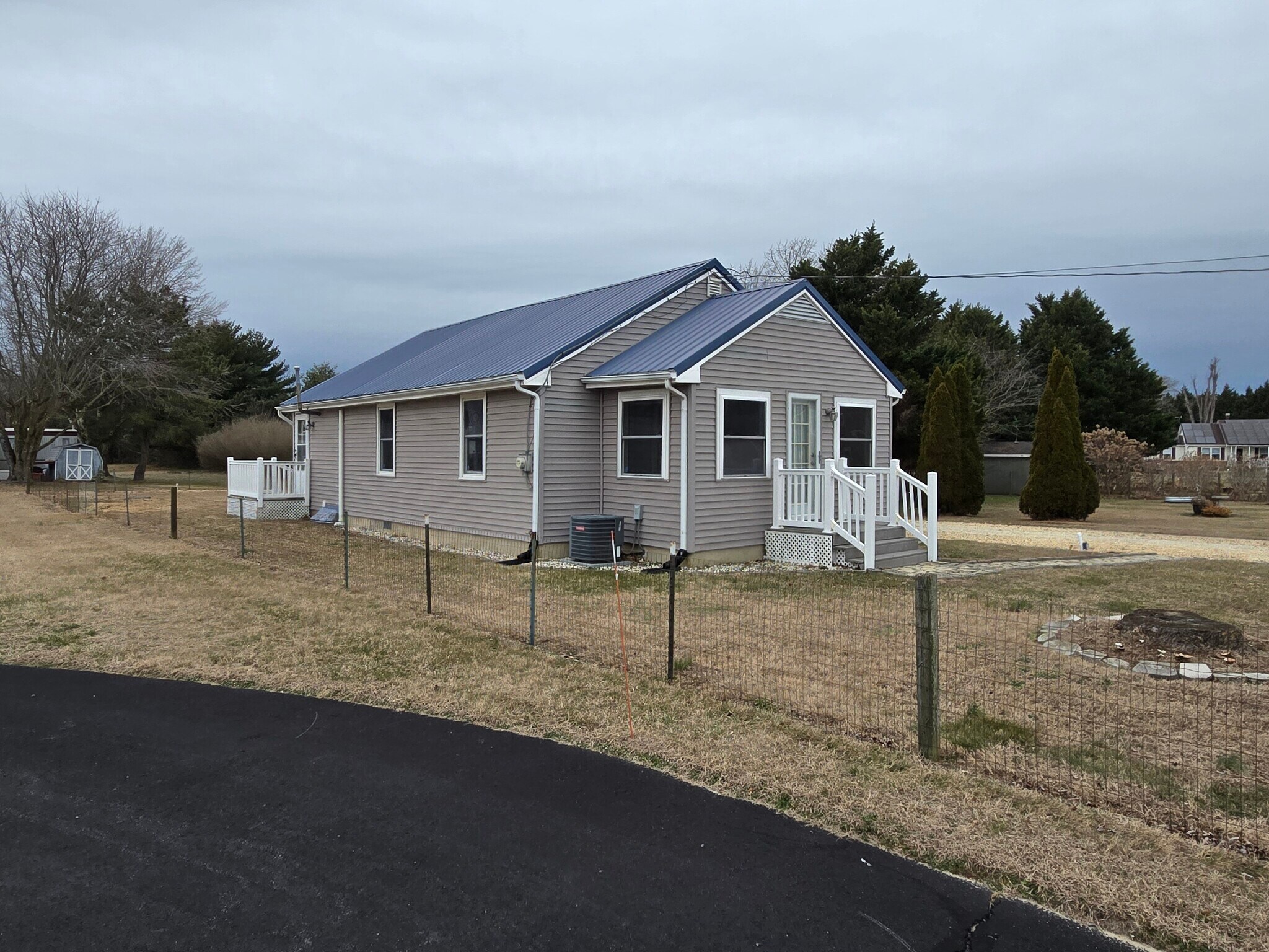 Home-Barn on 1/2 Acre - 23118 Argos Corner Rd