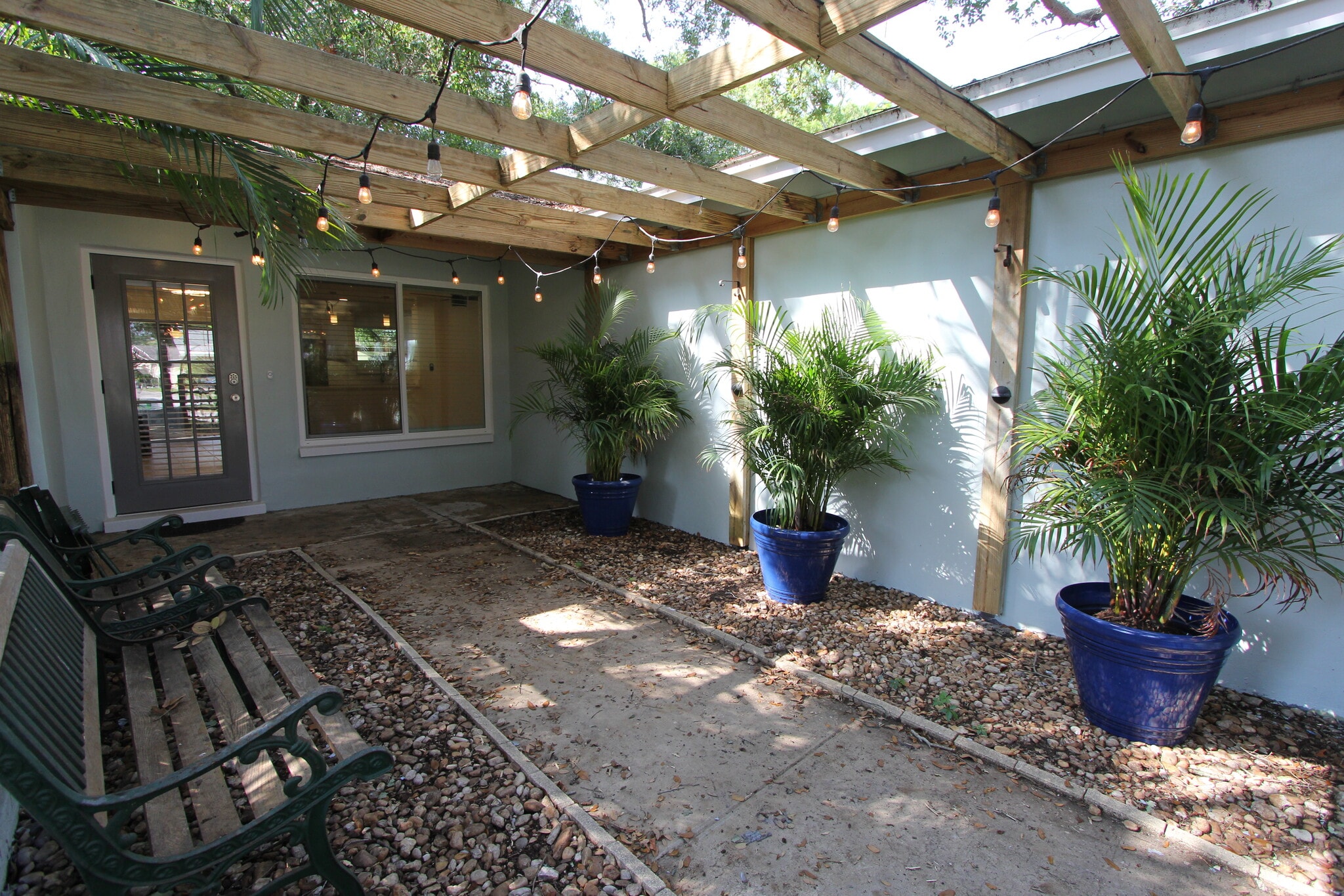 Building Photo - 6987 Duncansby Ave N