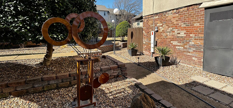 Building Photo - 6723 Eastridge Dr