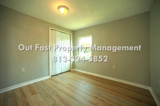 Building Photo - 4811 N 30th St