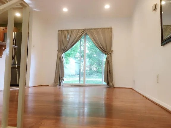 Building Photo - 9132 Braeburn Dr