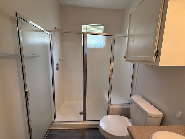 Building Photo - 925 Dorchester Pl