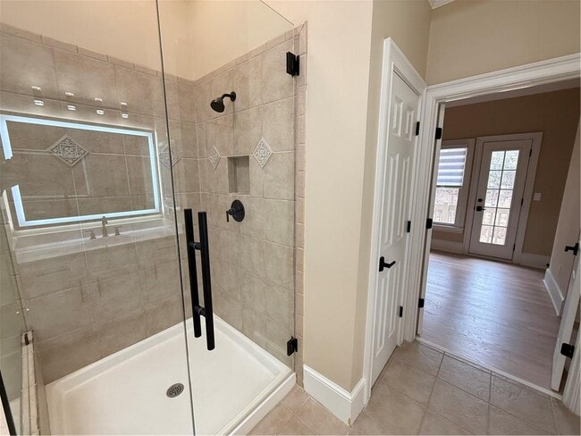 Building Photo - 1570 Briergate Dr