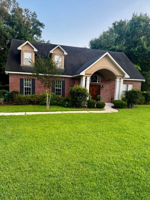 Building Photo - 375 Amber Leaf Dr