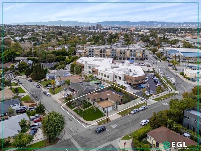 Building Photo - 7601 Kittyhawk Ave