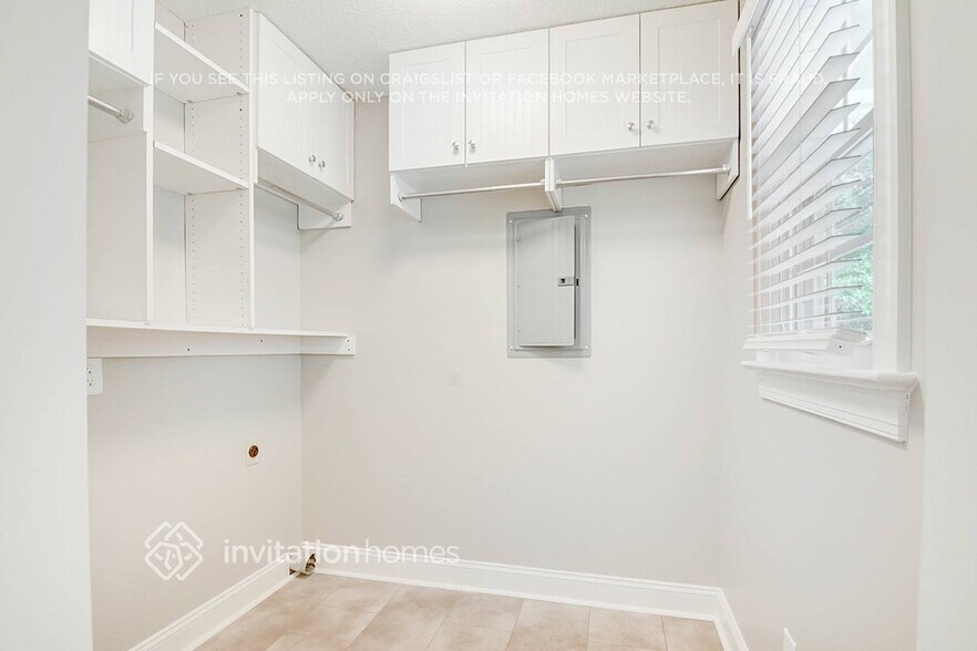 Building Photo - 4816 John White Dr