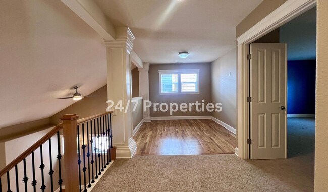 Building Photo - Large 4BD I 2.5BA Home - West Linn!