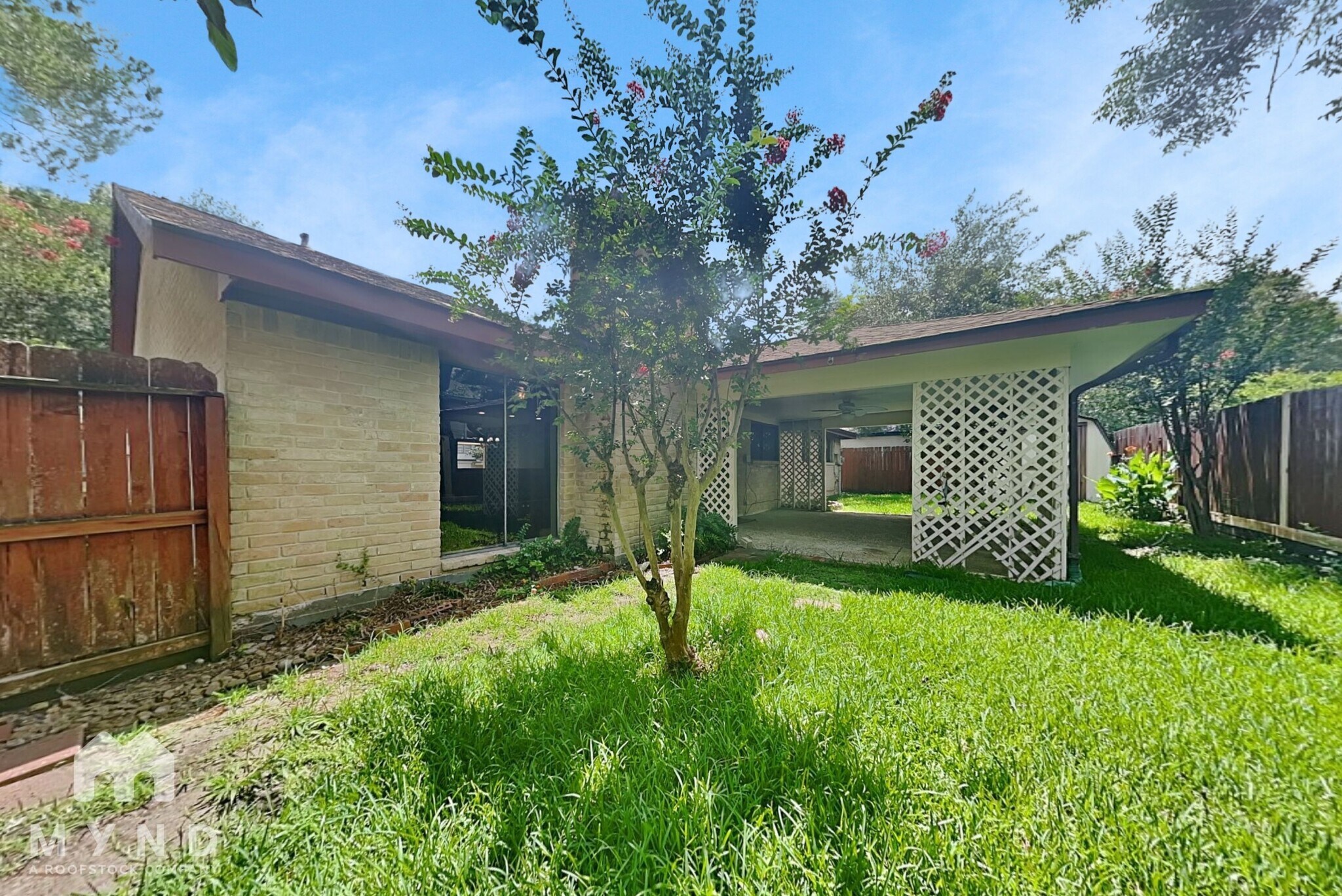 Building Photo - 21702 Park York Dr