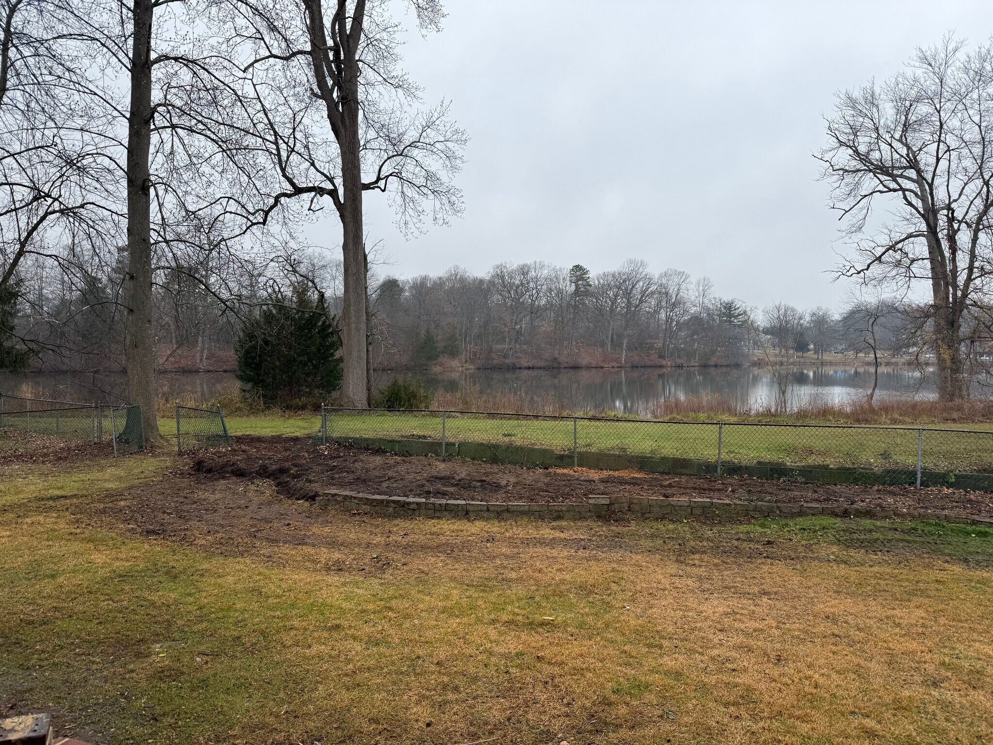 Building Photo - 448 Lake Ave