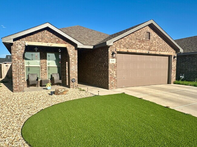 Building Photo - 4/2/2 in Frenship ISD!