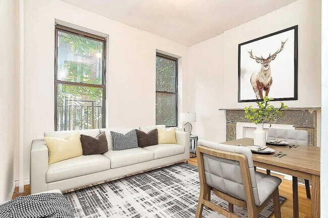 Building Photo - 25 Thompson Street