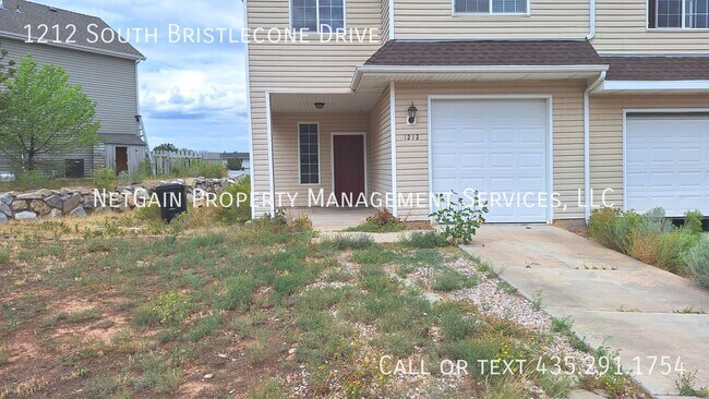 Building Photo - 1212 Bristlecone Dr