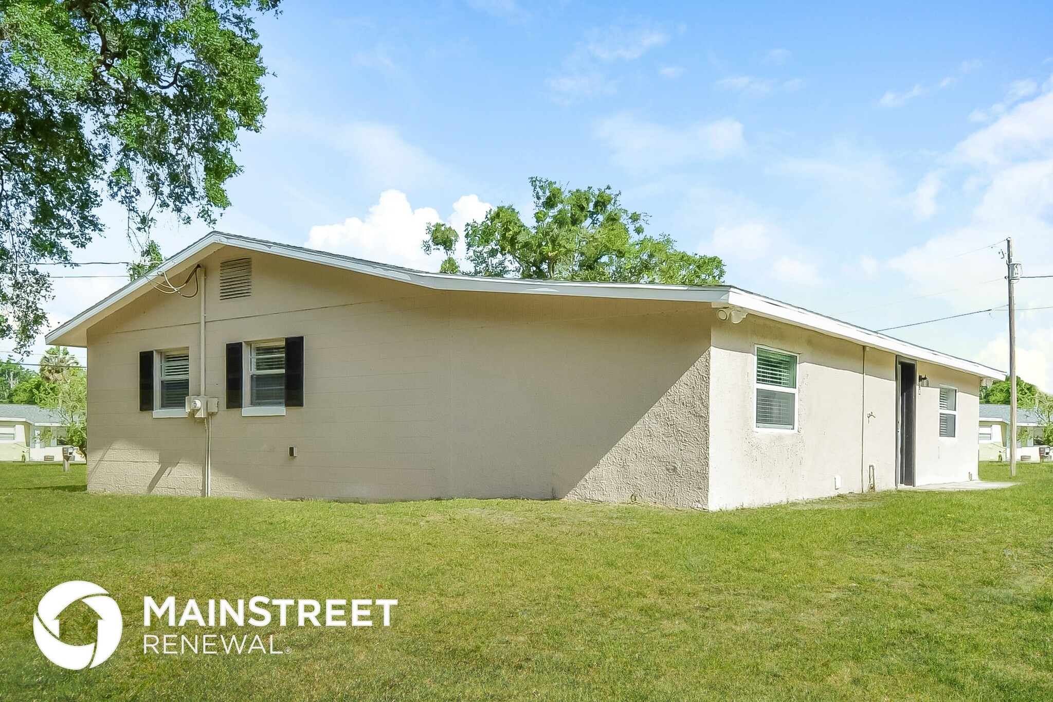 Building Photo - 1820 Azalea Ln