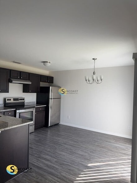 Building Photo - 11341 Poplin Ave