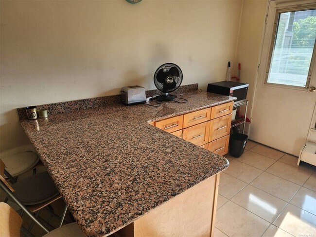 Building Photo - 6155 98th St