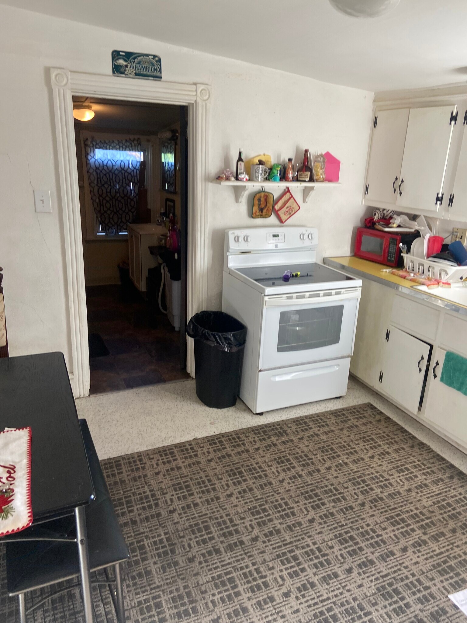 Building Photo - 112 Webster Ave