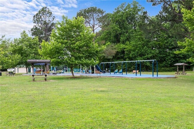 Building Photo - 3722 Willow Glenn Cir