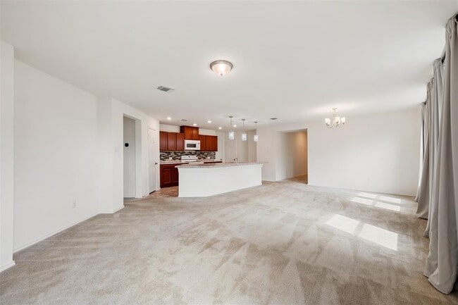 Building Photo - 704 Bailey Park Dr