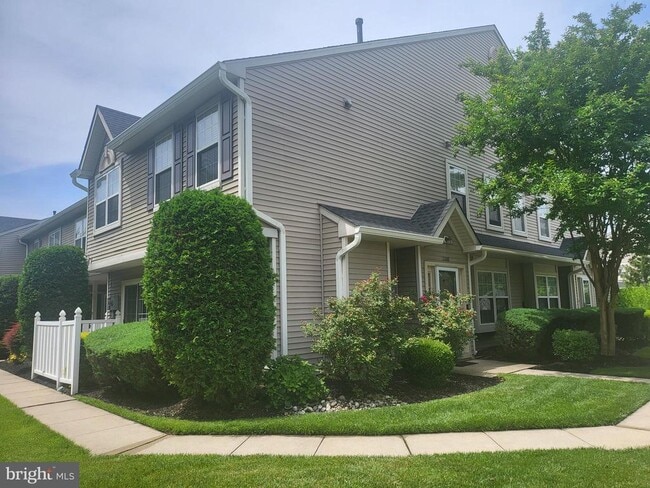 Building Photo - 1108 Coventry Way