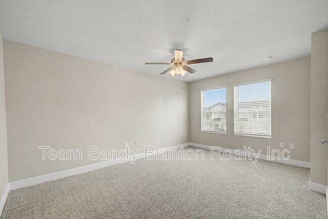 Building Photo - 9055 Golden Eye Dr