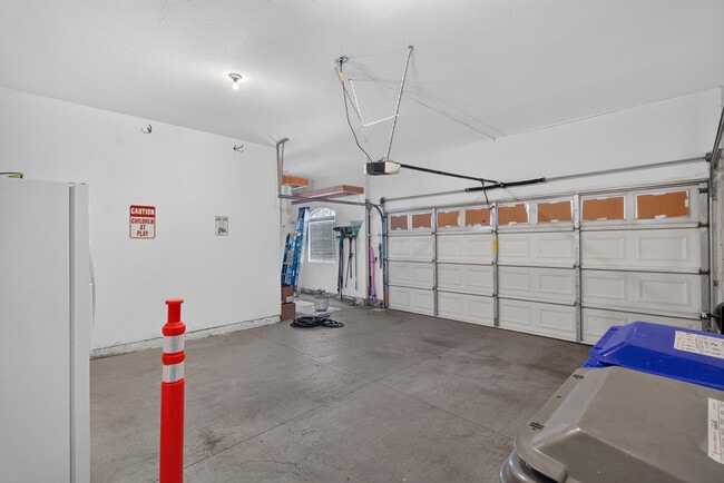 Building Photo - 82667 Hamilton Ct