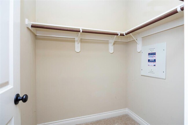 Building Photo - 16810 Bonnyton Dr