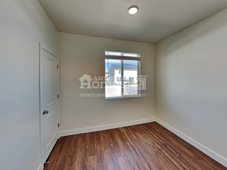 Building Photo - 2696 W 3290 S