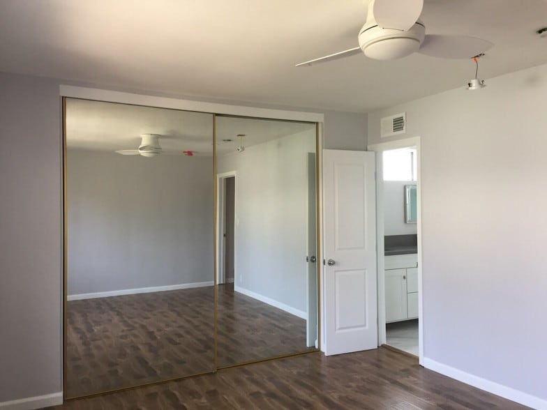 Master Bath - 11130 Huston St