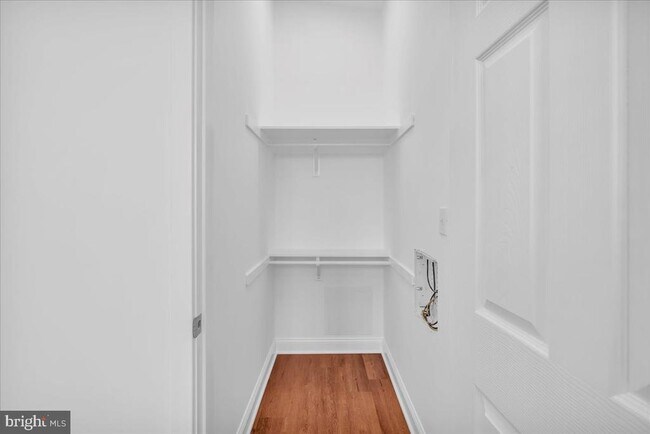 Building Photo - 1406 Fairmount Ave