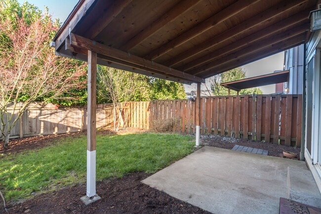 Building Photo - Super clean 3-bdrm/2-bath home in Kenton—C...