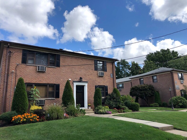 Bridgeton Apartments 101130 Martin Ter Woodbridge NJ 07095