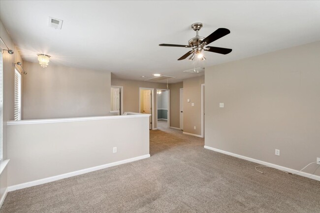 Building Photo - Hampton Home for Rent (3 bed/2.5 bath)