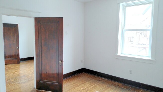 Building Photo - 144 Wabash St