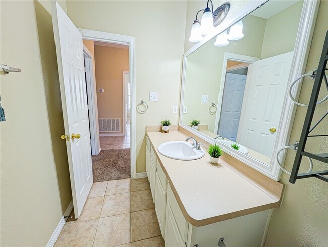 Building Photo - 21335 Sweet Grass Ln